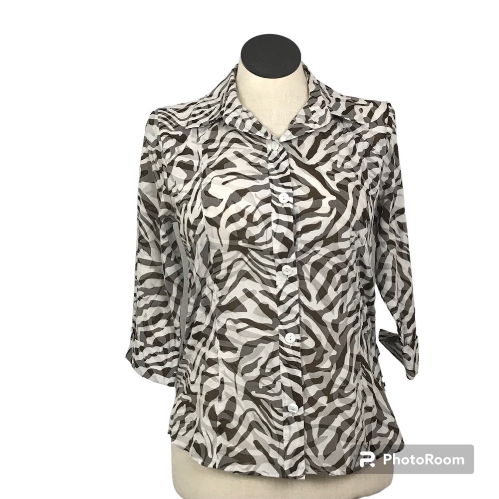 Cali And York Button Up Shirt Women’s Sz PS Animal Print Black/White 3/4 Sleeves